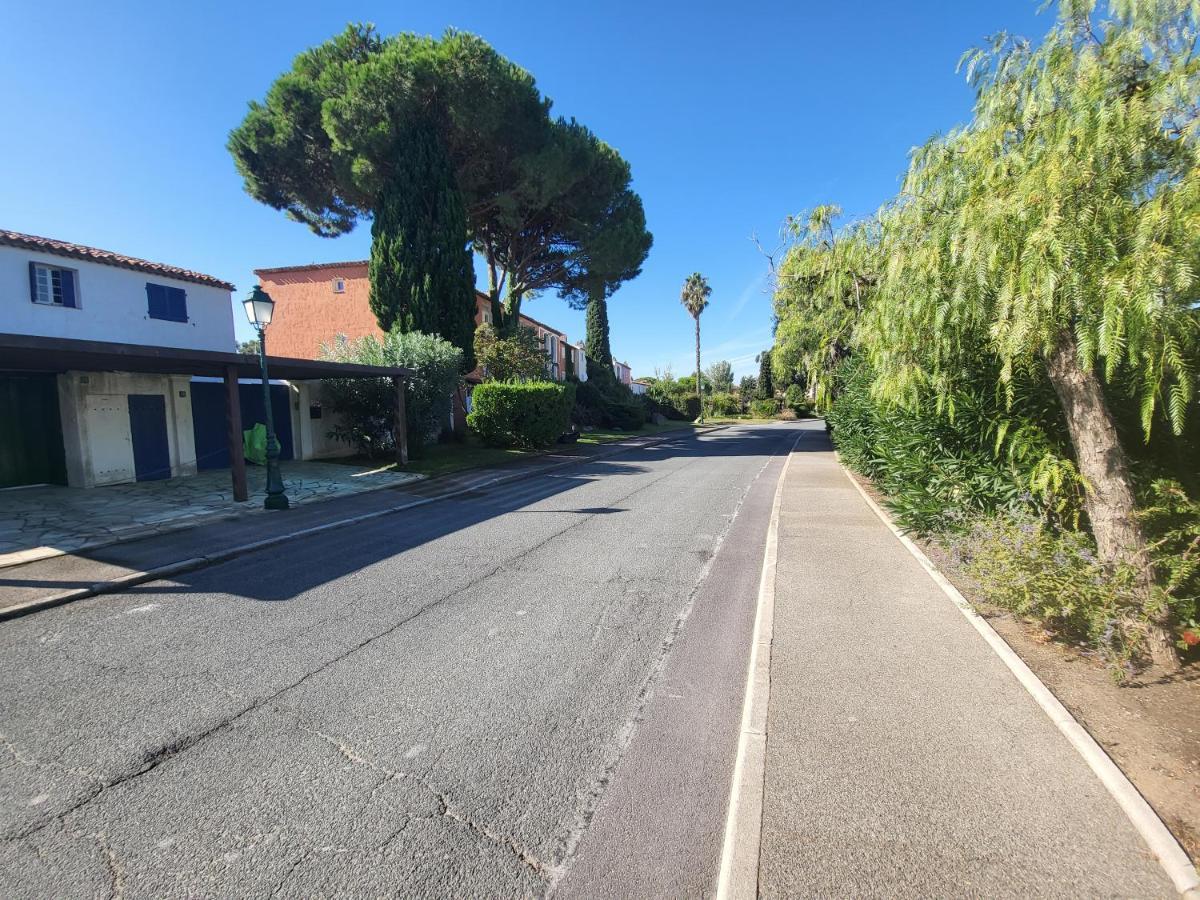 Appartement Centre Port-Grimaud Avec Vue Magnifique Sur La Giscle Exterior foto